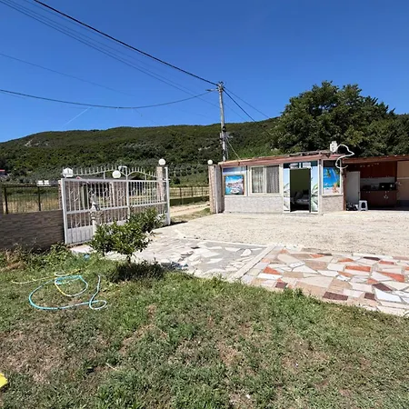 Guest house Lalez Hoxha